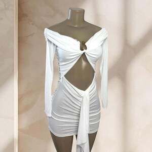 White Cutout Mini Dress – Off Shoulder Long Sleeve Ruched Bodycon Sexy Chic ✧ M
